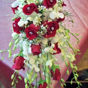 RED & WHITE CASCADING BOUQUET